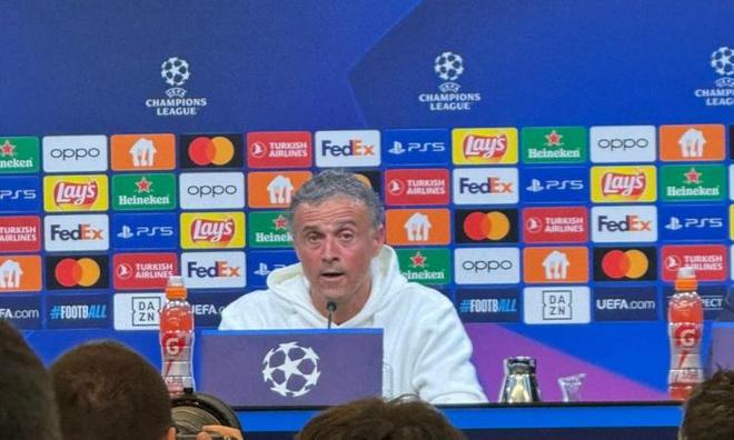 守队员的疏 守队员的疏